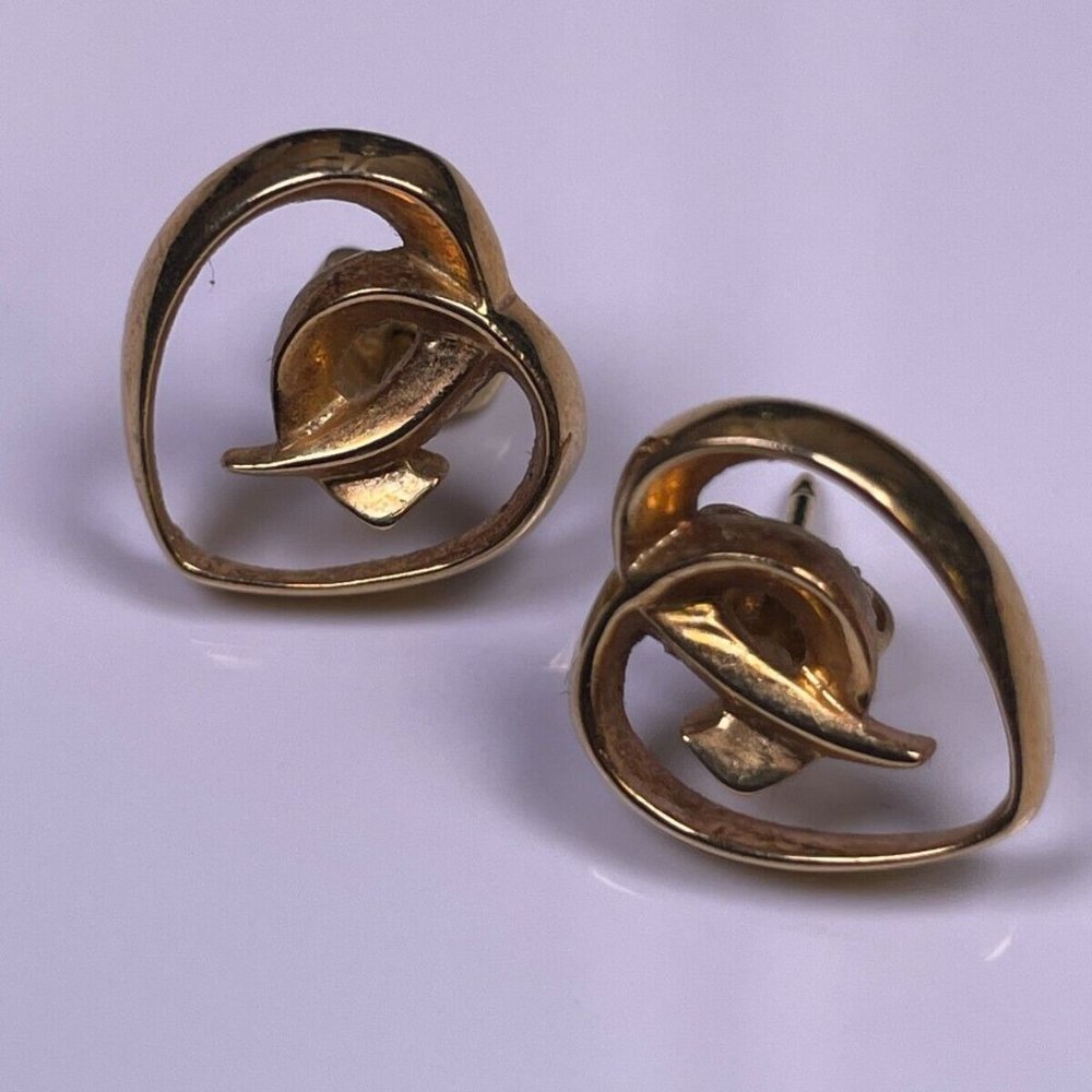 Tiffany & Co Elsa Peretti 18K Yellow Gold Cursive Heart Stud Earrings RARE (R046